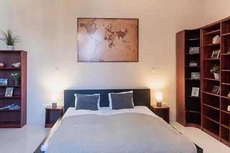 Апартаменты Charming Flat In The Center Будапешт Экстерьер фото