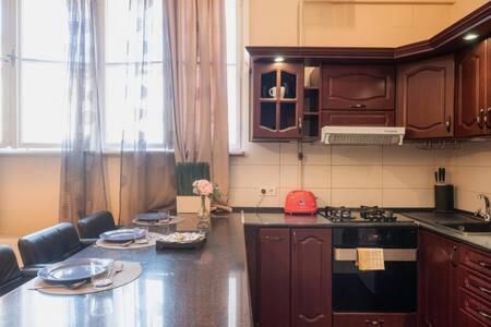 Апартаменты Charming Flat In The Center Будапешт Экстерьер фото